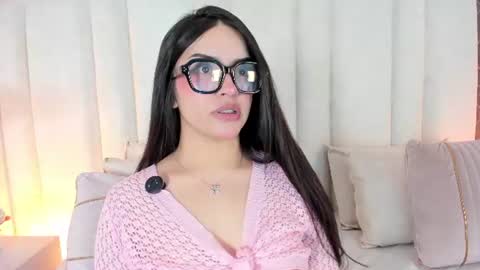 Snapshot of im_miadoll chatting on June 29, 12:49 pm im_miadoll online show from June 29, 12:49 pm