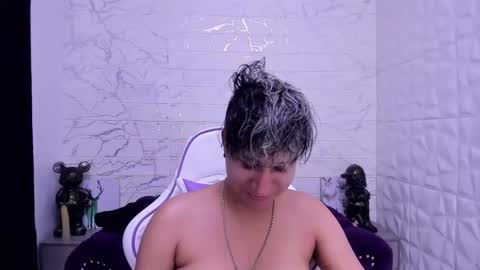 im_milan_rs online show from February 11, 10:26 am