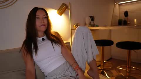 Milla online show from November 26, 5:03 pm