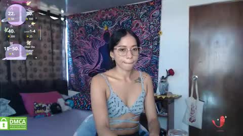 Cutie pie online show from October 1, 2:12 pm