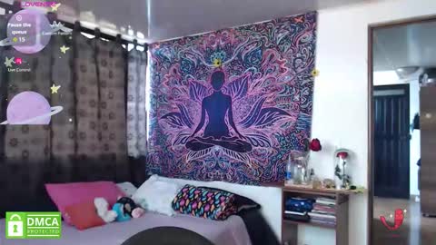 Cutie pie online show from March 7, 2:25 pm