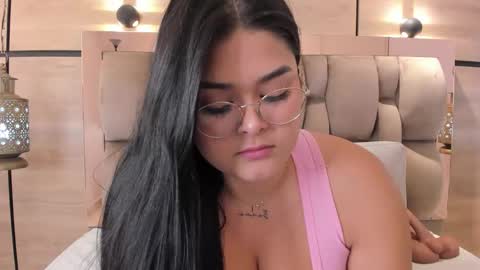 im mou  online show from January 17, 12:54 pm