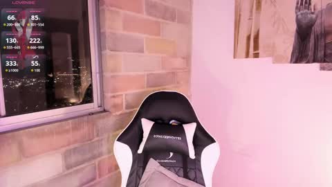 Scarlet  online show from September 17, 11:28 pm