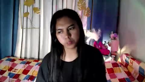 Snapshot of im_ur_girl_demure chatting on June 11, 3:15 am kyline online show from June 11, 3:15 am