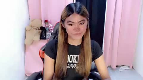 im_yourfairyannaxx online show from April 21, 1:53 am