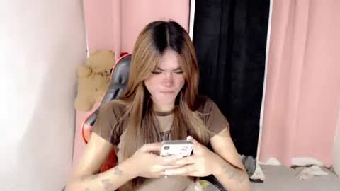 im_yourfairyannaxx online show from April 23, 5:52 am