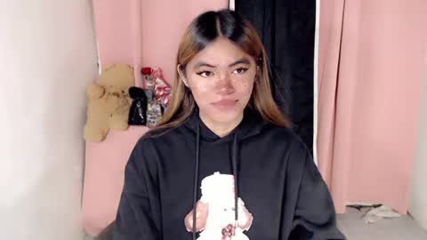 im_yourfairyannaxx online show from April 26, 7:33 pm