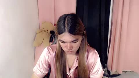 im_yourfairyannaxx online show from May 3, 10:38 pm