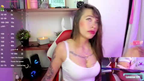 Snapshot of im_yoursweetlisa chatting on November 2, 11:07 pm Lisa Hyga online show from November 2, 11:07 pm