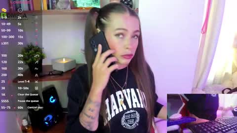 Snapshot of im_yoursweetlisa chatting on November 9, 7:12 pm Lisa Hyga online show from November 9, 7:12 pm