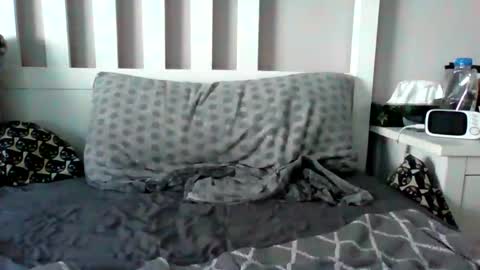 Snapshot of imaqtipie chatting on February 19, 12:55 pm Marv online show from February 19, 12:55 pm