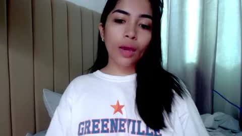 Snapshot of imbabyasian chatting on May 3, 4:29 am Baby online show from May 3, 4:29 am