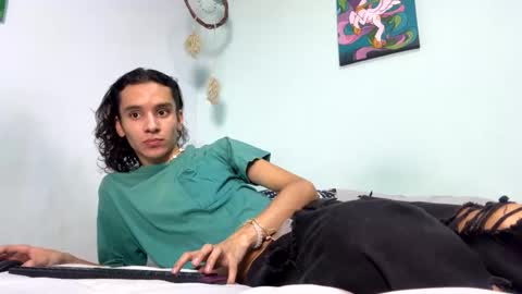 Snapshot of imcoltonalvin chatting on February 1, 1:23 am Colton Alvin Independent model online show from February 1, 1:23 am