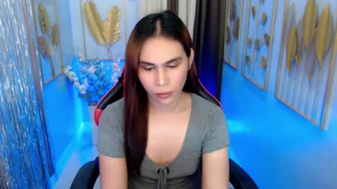 Ashley online show from December 18, 7:20 pm