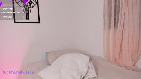 Emily  But you can tell me Emi online show from April 21, 1:42 am