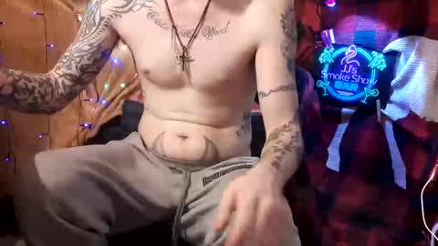 Snapshot of imglorious1 chatting on December 30, 7:48 am JJ online show from December 30, 7:48 am