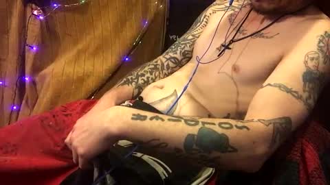 Snapshot of imglorious1 chatting on January 3, 3:16 am JJ online show from January 3, 3:16 am