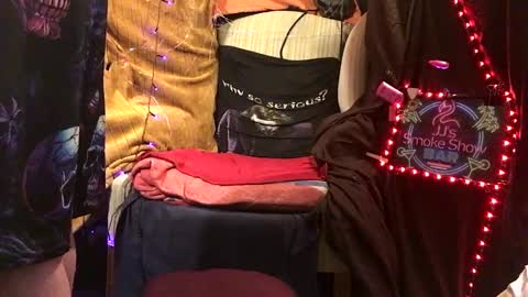 Snapshot of imglorious1 chatting on January 29, 10:37 am JJ online show from January 29, 10:37 am