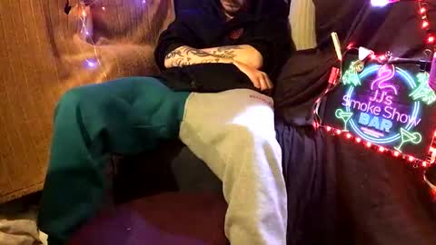 Snapshot of imglorious1 chatting on February 15, 7:39 pm JJ online show from February 15, 7:39 pm