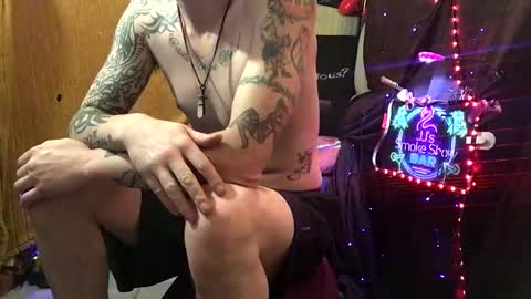 Snapshot of imglorious1 chatting on March 11, 8:41 am JJ online show from March 11, 8:41 am