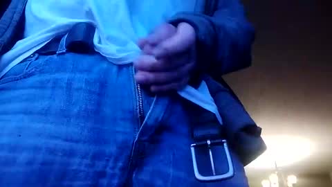 Iminyourroom online show from December 20, 12:49 pm