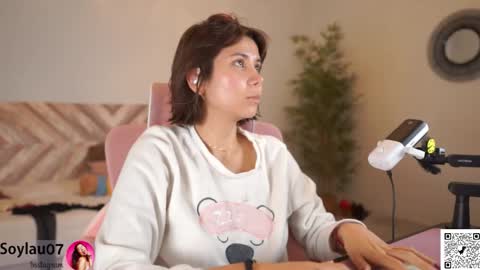 Snapshot of imjess_ chatting on January 12, 6:29 am imjess_ online show from January 12, 6:29 am