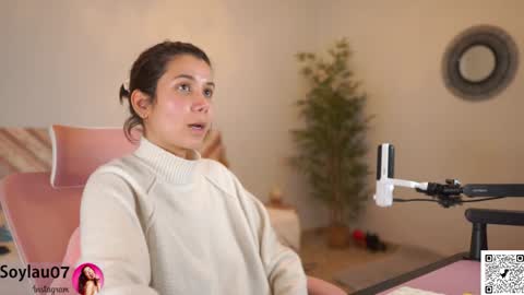 Snapshot of imjess_ chatting on February 2, 4:38 pm imjess_ online show from February 2, 4:38 pm