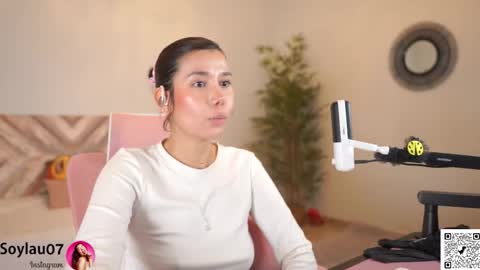 Snapshot of imjess_ chatting on March 2, 1:29 pm imjess_ online show from March 2, 1:29 pm