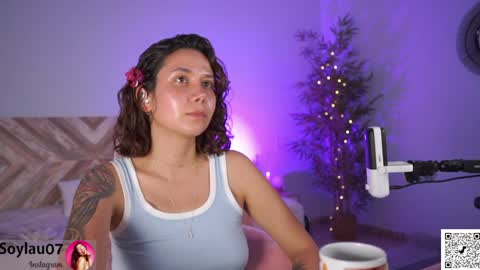 Snapshot of imjess_ chatting on May 28, 3:42 pm imjess_ online show from May 28, 3:42 pm