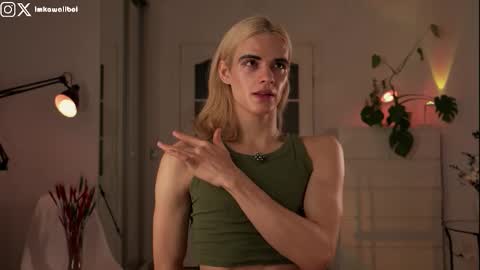 Snapshot of imkawaiiboi chatting on September 9, 9:14 pm sasha hethey online show from September 9, 9:14 pm