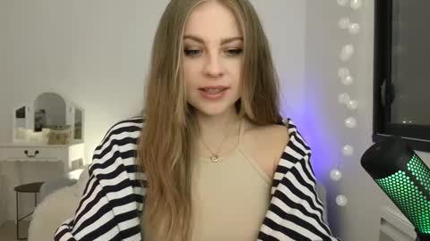 Snapshot of imkeira chatting on January 11, 7:38 pm ImKeira online show from January 11, 7:38 pm