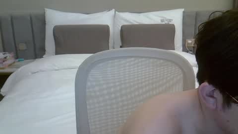 imlowerlife online show from February 2, 3:21 am