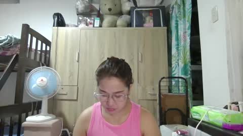 Snapshot of immaculate02 chatting on February 2, 5:32 am Immaculate02 online show from February 2, 5:32 am