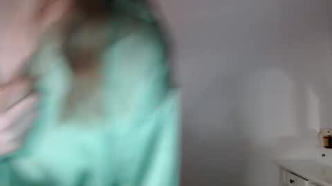 Pola online show from December 7, 11:34 pm