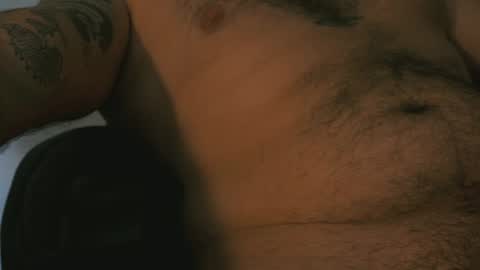 Snapshot of imnothuman22 chatting on October 6, 2:14 pm imnothuman22 online show from October 6, 2:14 pm