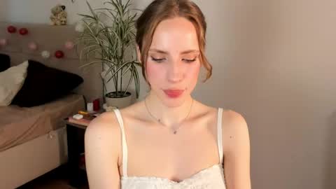 Snapshot of imogensy chatting on June 4, 2:12 pm my name Imo Fansly online show from June 4, 2:12 pm