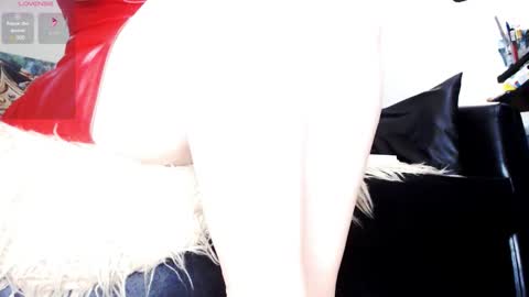 Empress online show from March 2, 11:00 pm