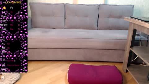 Snapshot of impress_me_more chatting on January 29, 2:32 pm online show from January 29, 2:32 pm