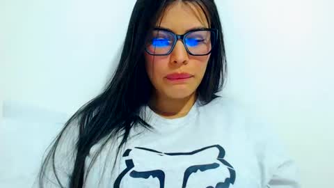 Snapshot of imsweetlips chatting on July 13, 5:49 pm imsweetlips online show from July 13, 5:49 pm