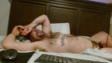 I use to be imeverythingandnothing online show from December 29, 11:18 am