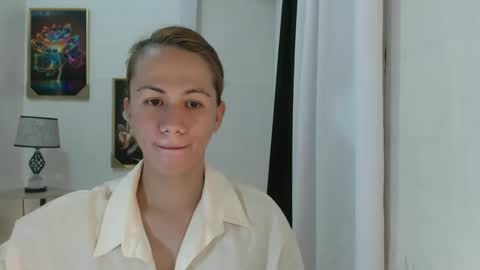 Snapshot of imyourcottoncandy chatting on February 9, 11:58 am kc online show from February 9, 11:58 am