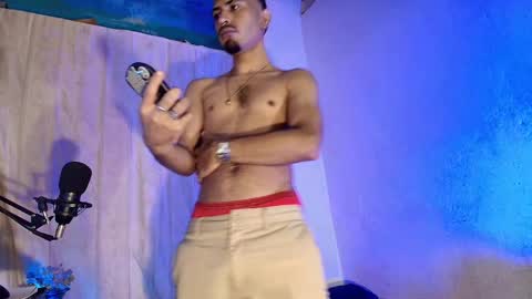Daniel   thumb up me please its important Im new INDEPENDENT MODEL online show from October 25, 3:14 am
