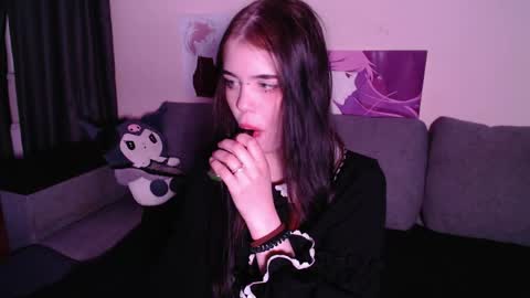 Snapshot of in_the_void chatting on May 30, 10:29 pm Alice online show from May 30, 10:29 pm