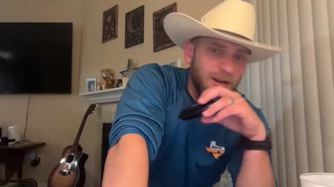 Inmate1993 online show from May 1, 6:01 pm