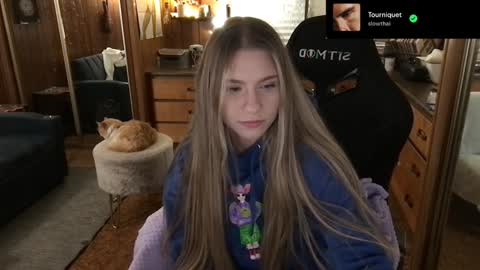 Carter online show from January 5, 8:00 am