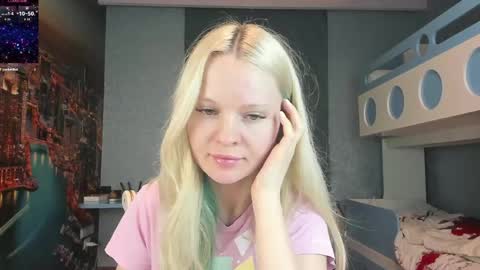 Snapshot of incredible__shell_ chatting on June 6, 5:50 pm Masha online show from June 6, 5:50 pm
