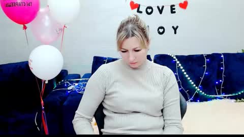 incredible_ariela online show from January 8, 8:05 am