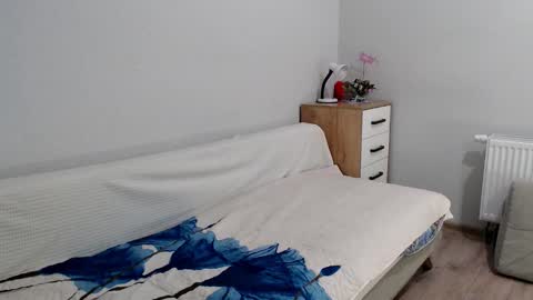 Della online show from January 21, 8:32 pm