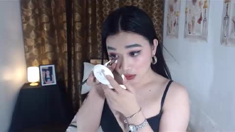 indestructabletrixie online show from January 8, 4:02 am