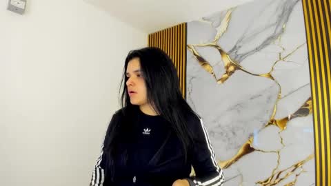 Snapshot of indi_catalina chatting on May 26, 12:23 pm Indi Catalina online show from May 26, 12:23 pm